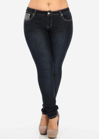 Skinny black jeans with rhinestone on pocket