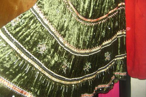 stunning vintage velvet long skirt, 1 sizen fits all, beautiful, flawl