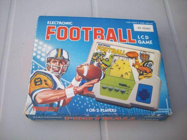 Tiger Electronics Football LCD Game - Vintage - NIP