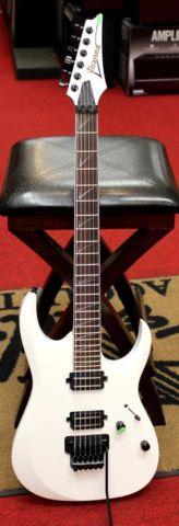 Used Ibanez RGD320 White Electric guitar