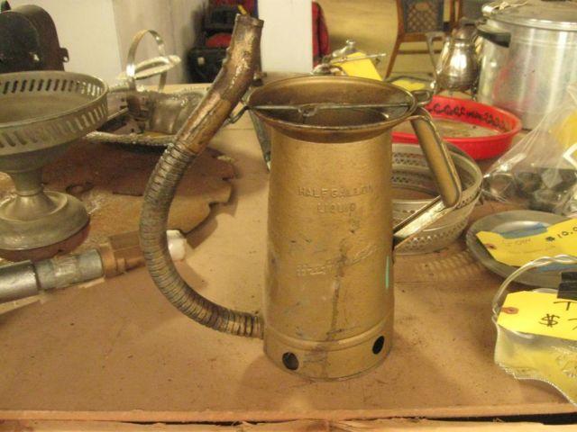Vintage Huffman 1/2 Gallon Oil Can