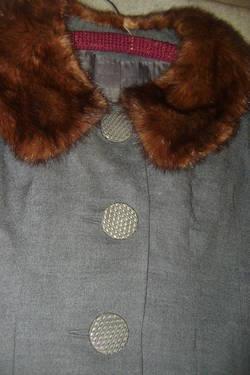 Vintage wool jacket with mink collar, size medium, nice condition