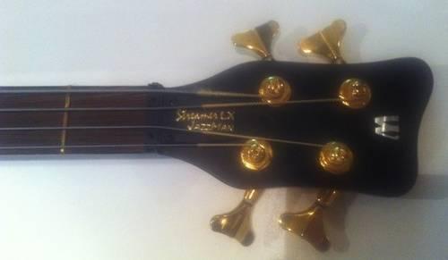 Warwick Streamer LX Jazzman 4 String Bass