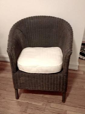 Wicker Chair w/ silk pillo - $65 (Upper East Side)