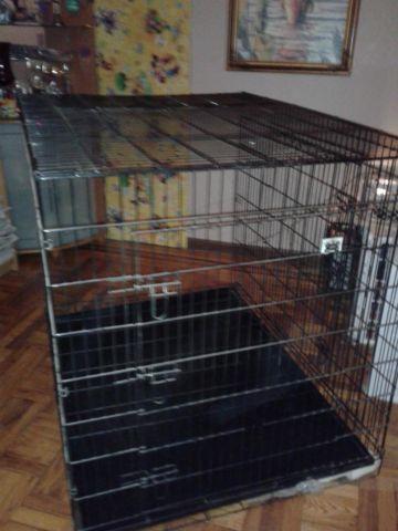 X X X dog Crate. in great. condition