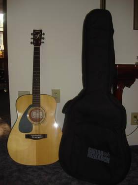 Yamaha Acoustic Guitar FG 412L w/ case Lefty Left Handed LIKE NEW