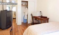 Colossal Room
Consist of a Queen size bed, impressive space, functional furnishing and back yard views
Bathrobe and courtesy hygiene pack
Study/ work station desk
High-speed internet
We offer Short Stay Apartments and Rooms
Bronx, New York
(website
