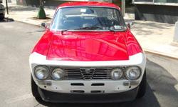 Condition: Used
Exterior color: Red
Interior color: Black
Transmission: Manual
Engine: 4
Sub model: GTV
Drivetrain: RWD
Vehicle title: Clear
Body type: Coupe
DESCRIPTION:
1975 Alfa GTV NOTE: A lot of people have written to tell me that this cant be a 1975