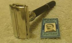 1976 Gillette Long Handle Black Beauty W3
http://youtu.be/e7PVZX37-3w ? More Pictures
1976 Gillette W3 "BLACK BEAUTY" adjustable safety razor. It has a 4 1/4" black handle and is in Very Good pre-owned condition with smooth operation and minimal damage,
