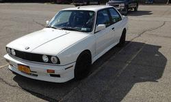 Condition: Used
Exterior color: White
Transmission: Manual
Fule type: GAS
Engine: 4
Drivetrain: RWD
Vehicle title: Clear
Body type: Coupe
Standard equipment: Sunroof CD Player,Air Conditioning Power Windows
DESCRIPTION:
1988 M3 Alpine white169,000 miles