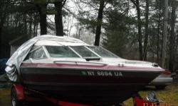 Maxum 16 foot bow rider with 70 HP Evinrude two stroke motor in Excellent condition. Boat and Motor run strong and has power tilt/trim, absolutely no issues. Boat is a 1989 Maxum bowrider and looks excellent for it's age. This boat is great on gas and