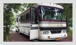 Excellent Condition 1992GulfStream32 ft 85,500 miles Cummins Turbo Diesel Allison transmission
Only Reason selling is we went bigger with new RV!
List of All New Repairs:
Lifetime Roof Warranted RV Armor replaced in 2015
New Carpet / Commercial Linoleum
