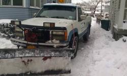 Listed for $3500
Will take $2500 cash!
1993
GMC Sierra 2500
V8
4x4
"Western" Plow Truck
White & Blue
131,xxx
Truck is a beast! has new brake lines, 2 front tires, new racing starter, 2 new batteries, thermostat, decent on gas (for what the cost of gas