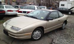 1994 saturn sc1 coupe with 48k
runs & drive great
with air condition
, cd player ,
am/fm radio ,
air bag ,
car in great condition
very clean in and out clean title and clean car fax four cyl big gas saver .
GOOD TIRES ,
Engine 4-Cyl, 1.9 Liter
Horsepower