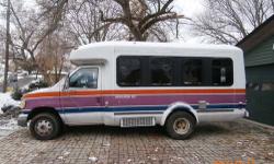 CODE SYRCH
1996 International school bus -----$2900-----DT466