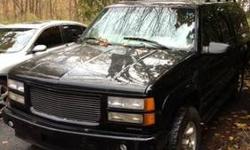 Condition: Used
Exterior color: Black
Interior color: Tan
Transmission: Automatic
Fule type: Gasoline
Engine: 8
Drivetrain: 4x4
Vehicle title: Clear
DESCRIPTION:
1997 GMC Yukon 2500 Project or Parts Truck::::: Hello i am selling this truck for a friend