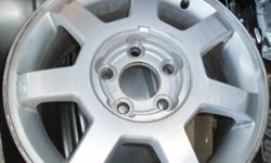This is a takoff wheel almost new condition!!
*Machined finish*
WEBSIGHT http://www.hubcapnwheel.net