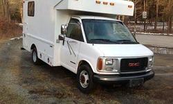 Condition: Used
Exterior color: White
Interior color: Gray
Transmission: Automatic
Fule type: Gasoline
Engine: 8
Drivetrain: Rear Wheel Drive Dually
Vehicle title: Clear
Body type: Box Van
Warranty: Unspecified
DESCRIPTION:
2000 GMC SAVANA G3500 Duelly