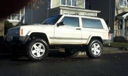 Condition: Used
Exterior color: White
Interior color: Gray
Transmission: Automatic
Fule type: GAS
Engine: 6
Drivetrain: 4WD
Vehicle title: Clear
Body type: Sport Utility
DESCRIPTION:
Looking to sell my lifted 2001 xj, I have put alot into it, not only