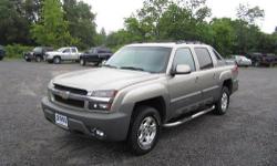 Up for your consideration this just in 2002 Chevrolet Avalanche 4x4, equipped with Z71 OFF RD suspension package with skid plates and billstein shocks at all four corners, This one also has the desirable 60/40 power split front bench seating with true 6