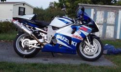 Selling my Suzuki TL1000R only because of a back injury that's been plaguing me. Bike is really clean and ready to ride.
Bikes never been raced or tricked and is always covered. Comes with second rider seat . Feel free to ask amy questions.
