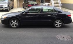Fully functional runs perfectly without problems black Honda Accord Ex
165k miles, mostly highway
Cosmetically 6 out of 10