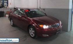 Camry SE, alot of bang for the buck, FRESH TRADE IN, MOONROOF. Red Hot! Spotless One-Owner! THIS VALUE LINE VEHICLE INCLUDES *PRE-AUCTION PRICING* 3 DAY/300 MILE EXCHANGE PROGRAM AND *NEW YORK STATE INSPECTED. Imagine yourself behind the wheel of this