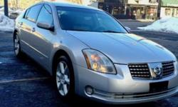 2005 Nissan Maxima SE,very clean,well maintained,No rust,no lights on,Passed NJ inspection valid until end of march 2016,Automatic transmission with tiptronic option,4 tires in very good condition,Power windows,Moon-roof,driver power seat,power