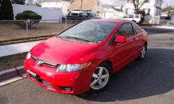RUNS AND DRIVE GOOD./
CONDITION GOOD.
COLOR:RED
POWER MIRRORS.
POWER WINDOWS.
POWER LOCKS
POWER STERRING.
CD PLAYER.
SUNROOF.
ALLOY RIMS.
TINTED GLASS.
CALL:516-502-4801