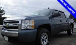 4D Crew Cab, Vortec 4.8L V8 SFI, 4-Speed Automatic with Overdrive, 4WD, 100% SAFETY INSPECTED, NEW ENGINE OIL FILTER, SERVICE RECORDS AVAILABLE, and TRAILERING PACKAGE. You won't find a better truck than this hardy 2007 Chevrolet Silverado 1500. Rugged