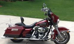2007 HARLEY DAVIDSON ELECTRA GLIDE CLASSIC
EXCELLENT CONDITION
LOTS OF EXTRAS