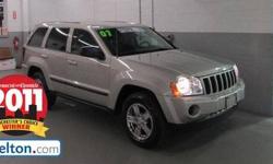 3.7L V6, 4WD, CLEAN VEHICLE HISTORY....NO ACCIDENTS!! Factory tow pkg. There's no substitute for a Jeep! Hoselton Auto Mall means business! Want to stretch your purchasing power? Well take a look at this superb-looking 2007 Jeep Grand Cherokee. The Grand