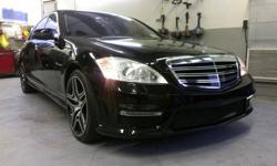 Full S65 AMG body kit
2012 light upgrade (rear and front)
2 sets of AMG wheels with tires
straight pipes exaust
2 keys
3M security windows all around (windshield also)