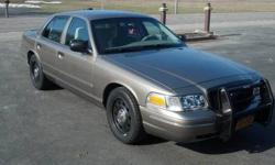 2008 Crown Victoria, P71 Police Interceptor
4.6L SEFI OHC FFV V8 Engine - 123,800 miles
Tan Metallic Exterior w/ Sand Colored Interior
CLEAN - No rust or dents. Few small scratches here and there...you really have to look to see them.
Florida car