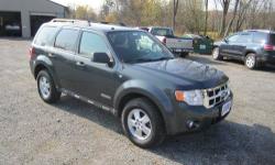 Up for your consideration this just in and like brand new 2008 Ford Escape XLT 4x4 with factory Navigation, power sliding moonroof, Keyless entry, power driver seating, cloth interior, aluminum wheels with four like brand new tires and Carfax certified 1