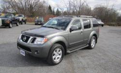 Up for your consideration this just in super nice and clean 2 owner Carfax certified no issue Nissan Pathfinder SE with remote keyless entry, rear backup camera, Bose uplevel XM sound with remote, factory power sliding moonroof, factory running boards,