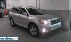 AWD and CLEAN VEHICLE HISTORY....NO ACCIDENTS!. A Perfect 10! Impeccable condition! THIS PLATINUM LINE VEHICLE INCLUDES * 6 MONTH/6,000 MILE WARRANTY WITH $0 DEDUCTIBLE,*OVER 110 POINT QUALITY CHECKLIST AND * 3 DAY/300 MILE EXCHANGE POLICY. Creampuff!