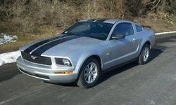 Condition: Used
Exterior color: Silver
Interior color: Black
Transmission: Automatic
Fule type: GAS
Engine: 6
Drivetrain: RWD
Vehicle title: Clear
Body type: Coupe
DESCRIPTION:
2009 Ford Mustang V6 Coupe 5 speed. Almost mint condition. Save on gas while