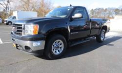 This 2009 GMC Sierra 1500 has all you've been looking for and more! This Sierra 1500 has 16,120 miles. With an affordable price, why wait any longer?
Our Location is: Chevrolet 112 - 2096 Route 112, Medford, NY, 11763
Disclaimer: All vehicles subject to