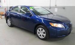2.4L I4 SMPI DOHC and 5-Speed Automatic with Overdrive. Super gas saver! Fuel Efficient! Toyota has done it again! They have built some terrific vehicles and this stunning 2009 Toyota Camry is no exception! New Car Test Drive said, "...new energy and