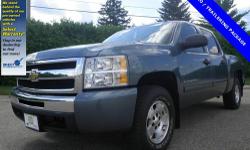 THIS PRICE INCLUDES A 12 MONTH 12,000 MIILE LIMITED WARRANTY IF YOU FINANCE WITH US Please See Disclosure Below.** There is no better time than now to buy this stout 2010 Chevrolet Silverado 1500, ready to get on the job and get going. This Silverado 1500