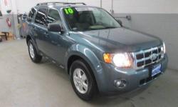 Escape XLT, 4D Sport Utility, Duratec 3.0L V6 Flex Fuel, 6-Speed Automatic, FWD, CLEAN VEHICLE HISTORY....NO ACCIDENTS!, Moonroof, and NEW TIRES. No need to crack the shell of your nest egg to get the SUV you want at a price that you can afford. This