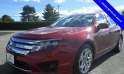 Sun SYNC Package (Moonroof), Fusion SE, 4D Sedan, 6-Speed, FWD, 100% SAFETY INSPECTED, EQUIPPED WITH SUNROOF, ONE OWNER, SERIUS SATTELITE RADIO, and SERVICE RECORDS AVAILABLE. Be the talk of the town when you roll down the street in this great-looking