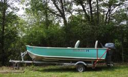 14' DNB14 Duranautic Aluminum V hull boat including 15 HP Yamaha motor with 20" shaft, trailer, and 2 cushioned folding seats. Like brand new......Used less than 10 times since purchased!
? Strong, corrosion resistant stainless steel bow eye.
? Stainless
