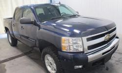To learn more about the vehicle, please follow this link:
http://used-auto-4-sale.com/108024089.html
BLUETOOTH/HANDS FREE CELLPHONE, BACKUP CAMERA, TRAILER HITCH, SHORT BOX, ONSTAR, and Z71 OFF ROAD PACKAGE. 6-Speed Automatic, 4WD, and Dark Titanium