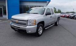 CARFAX 1-Owner, Excellent Condition. LT trim. GREAT DEAL $1,600 below NADA Retail. 4x4, Head Airbag, Chrome Wheels, Onboard Communications System, Satellite Radio, Flex Fuel, CONVENIENCE PACKAGE, INTERIOR PLUS PACKAGE, Hitch.
CALL OR EMAIL ME WITH