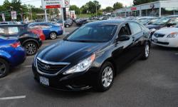 Get Hooked On Nissan Kia of Middletown! Isn't it time for a Hyundai?! If you want an amazing deal on an amazing car that will not break your pocket book, then take a look at this gas-saving 2011 Hyundai Sonata. Take this superb Sonata down the road and
