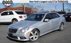 36 MONTHS/ 36000 MILE FREE MAINTENANCE WITH ALL CARS. NAVIGATION REAR VIEW CAMERA SPORT PACKAGE IPOD CAPABILITY AND SO MUCH MORE. When was the last time you smiled as you turned the ignition key? Feel it again with this attractive 2011 Mercedes-Benz