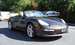 Boxster
342 Heated Seats (Front)0
551 Wind Deflector
573 Automatic Climate Control
680 BOSE(R) Surround Sound System
9S Macadamia Metallic
P23 PCM with Navigation Module
TD Sand Beige Standard Leather
V5 Soft Top in Cocoa
Our Location is: Porsche of
