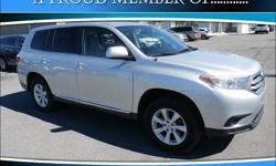 To learn more about the vehicle, please follow this link:
http://used-auto-4-sale.com/108681089.html
Familiarize yourself with the 2011 Toyota Highlander! It just arrived on our lot this past week! Top features include front bucket seats, front and rear